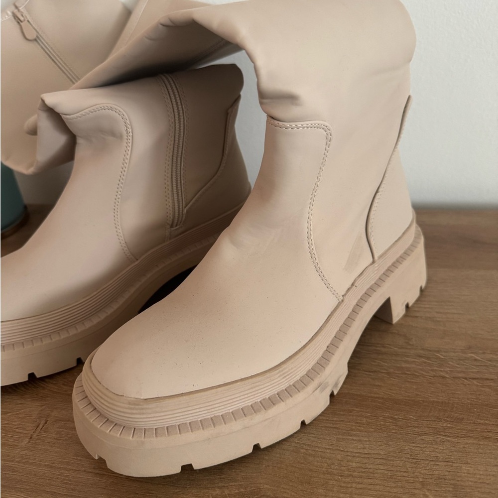 Women's Cream Ankle Boots